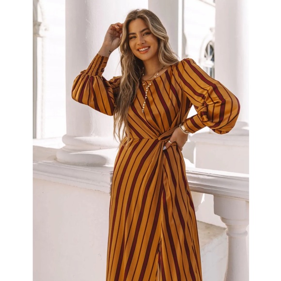 Jiya Satin Maxi Dress from Vici - Picture 4 of 4